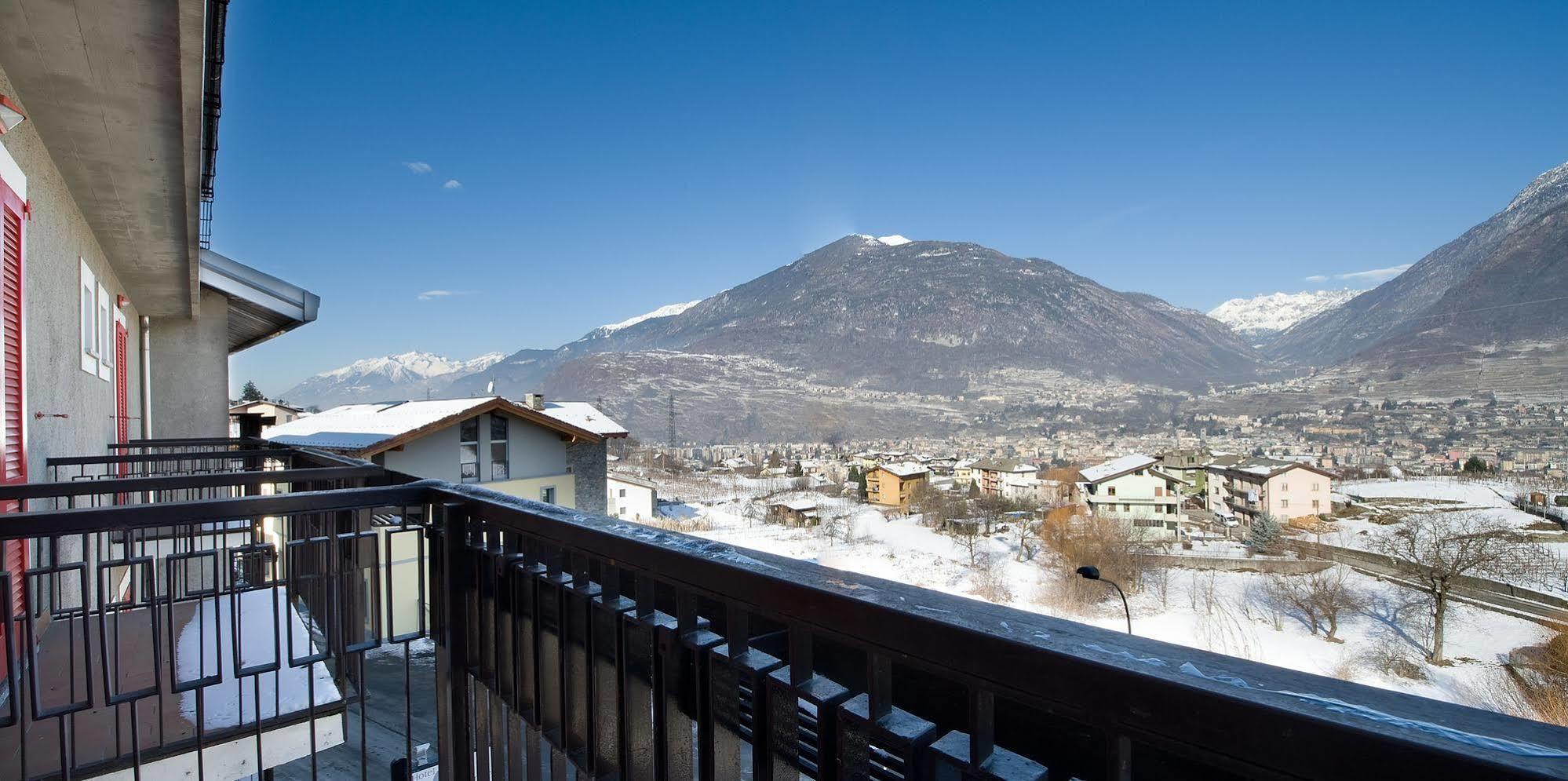 Hotel Campelli Sondrio Exterior foto